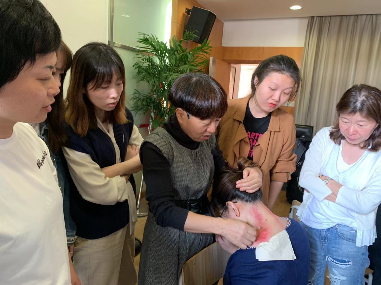 微信图片_20191024131408.jpg